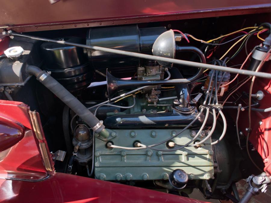  Cadillac Series 75 V8 Touring Sedan by Fleetwood 1937 года  (фото 8 из 8)